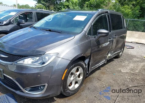 2017 Chrysler Pacifica Touring-L Plus из США, поврежденный, VIN 2C4RC1EGXHR771979